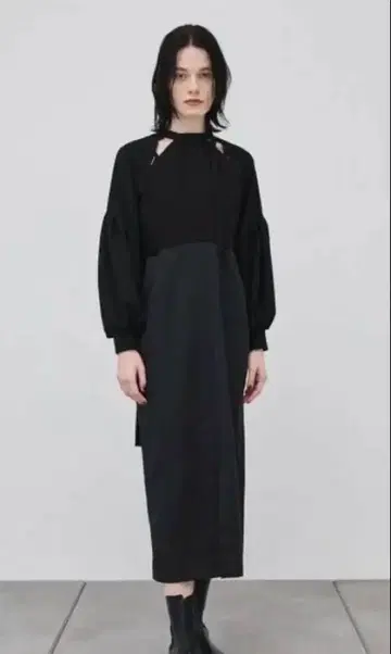 PUBLIC TOKYO 세트 원피스 [ 정가 22000 ]