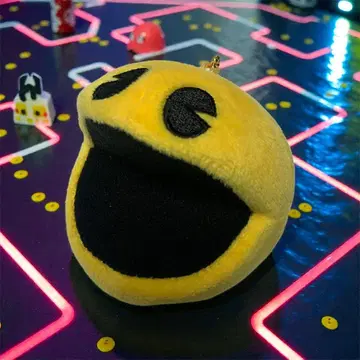 팩맨 키링 스위치를 누르면 소리가 나는 패미컴