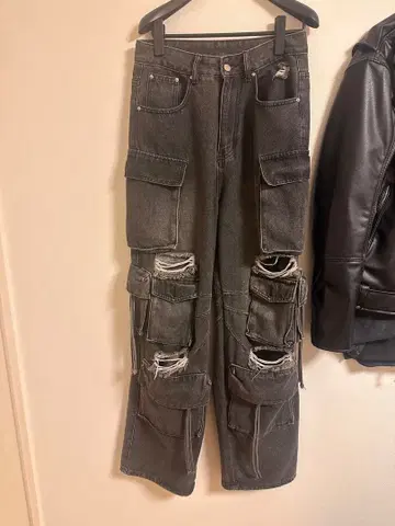 MR NEARLY 2023 다크 그레이 카고 팬츠