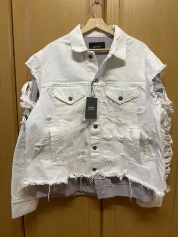 [ GRANCY ] 맨투맨 도킹 디자인 데미지 데님 자켓 M 사이즈