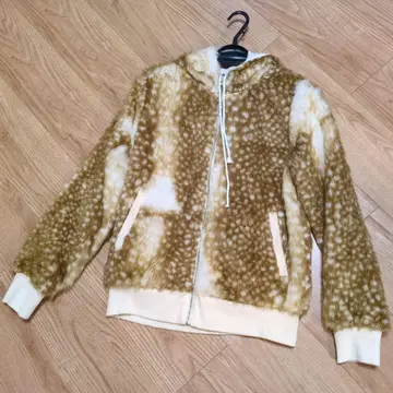 스칼라 후드 부착 인조 모피 자켓