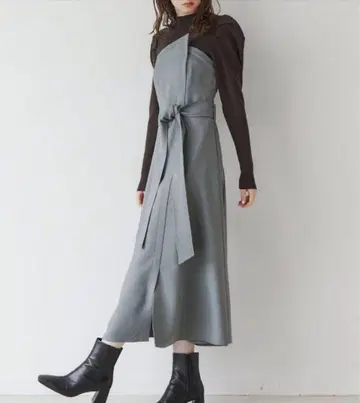 새상품급 LAGUNAMOON 이소재 도킹 베어 니트 원피스