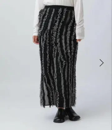 [ 새상품 ] LEPSIM 7게이지 프린지 니트 스커트 믹스