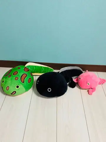 태양산업무역 복슬복슬 벨츠노 올챙이 다리 달린 개구리 봉제 인형