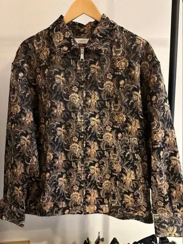 INHERIT 꽃무늬 집업 자켓