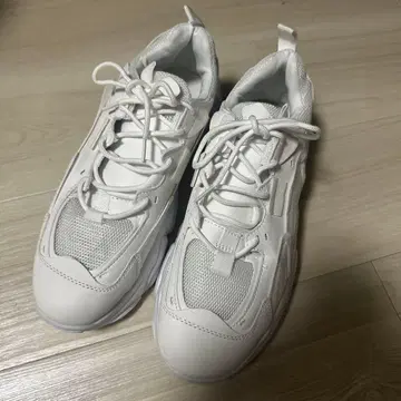 (새상품급) 남성용 대드 슈즈 통굽 화이트 26.5cm 한국 스니커즈