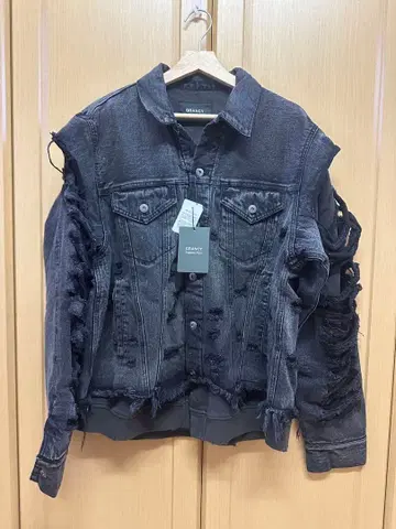 [ GRANCY ] 맨투맨 도킹 디자인 데미지 데님 자켓 M 사이즈