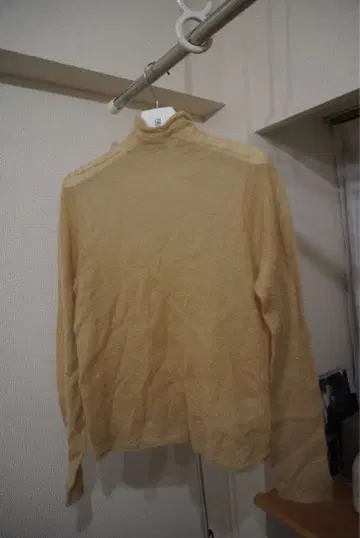 IENA 하이넥 시어 니트