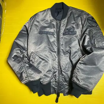 ALPHA INDUSTRIES MA-1