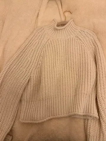 H&M 아이보리 터틀넥 니트 M