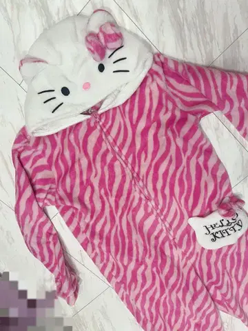 키티 인형옷 룸웨어 핑크 제브라 패턴 헬로키티