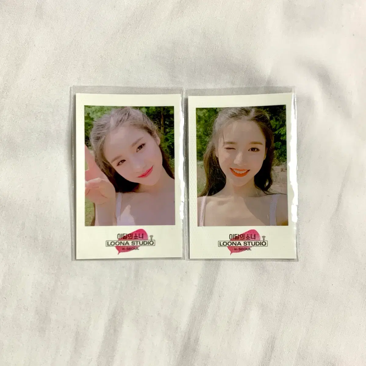 Loona Artms Heejin Lunes pola poca object wts concert sign album