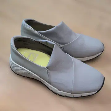 fitfit 그레이 스니커즈 23.5cm