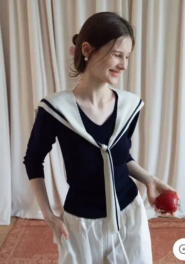 [ EGGKA ] 세일러 타이 니트 롱 슬리브 탑