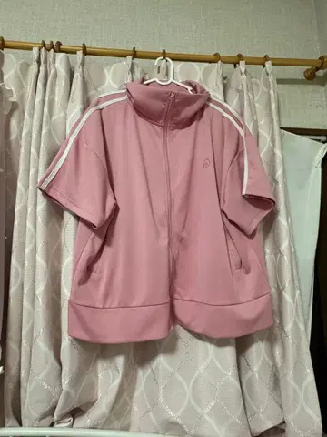 치이카와 반팔 저지