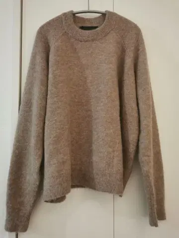 [ 미사용 새상품 ] ZARA 베이지 니트 M 사이즈