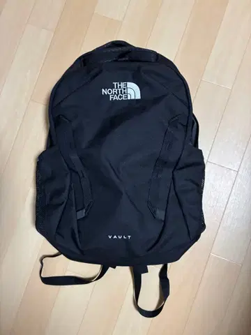 THE NORTH FACE VAULT 블랙 백팩