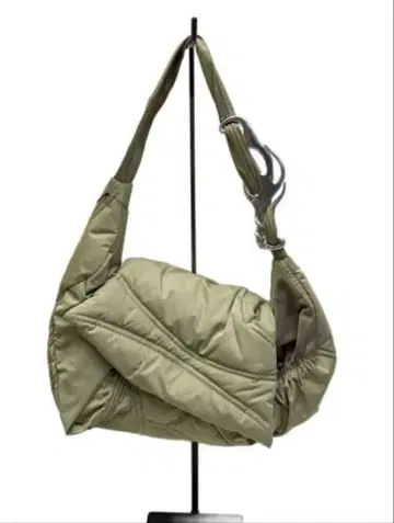 Mainline:RUS/Fr.CA/DE Pillow bag