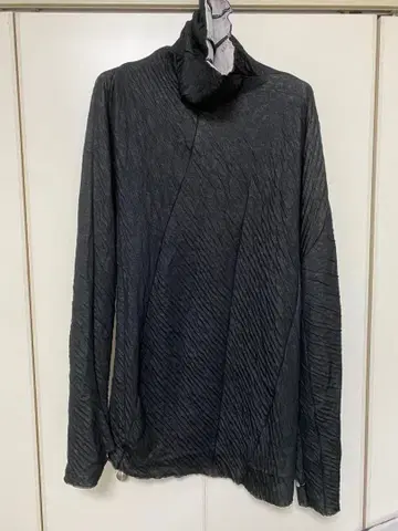 LEON EMANUEL BLANCK 레온 에마뉘엘 블랭크 티셔츠