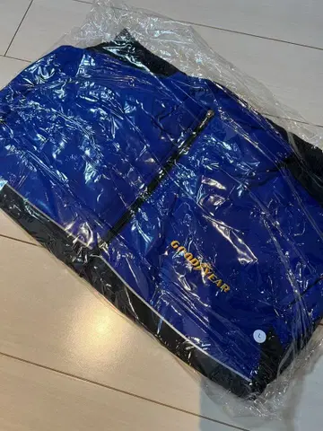 미사용 새상품 GOODYEAR iceNAVI7 점퍼 블루종