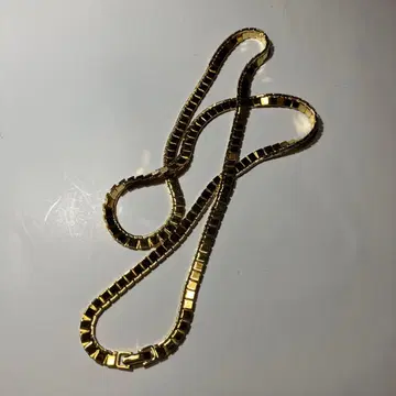 골드 체인 목걸이