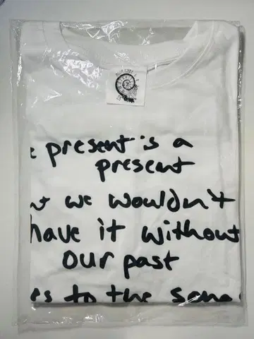 Aqua Timez Present is a Present 투어 티셔츠