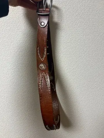 브라운 가죽 자수 벨트