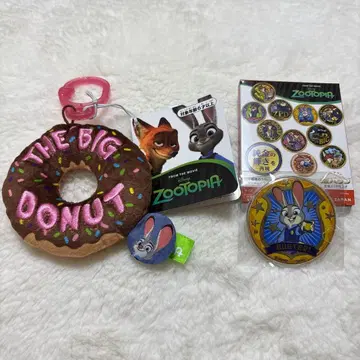 주토피아2 도넛 마스코트 금 배지 주디 세트