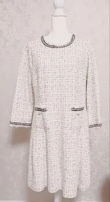 [최근 새상품급] Rose Tiara 원피스 42