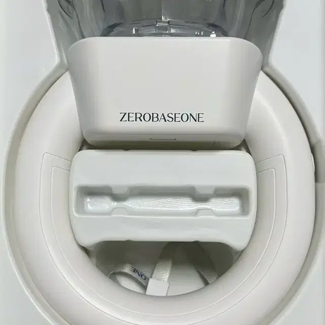 제로베이스원 로즈링 응원봉