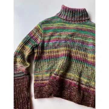 Used 아티스틱한 MIX 컬러 터틀넥 니트