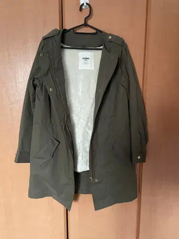 SLOBE IENA 카키 라이너 포함 모즈 코트