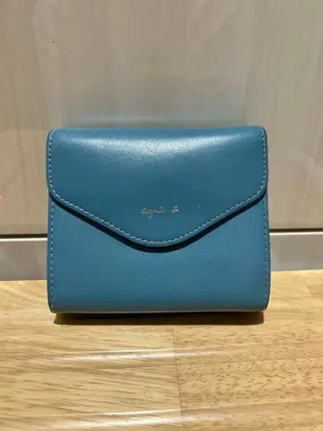 아네스베 접이식 지갑