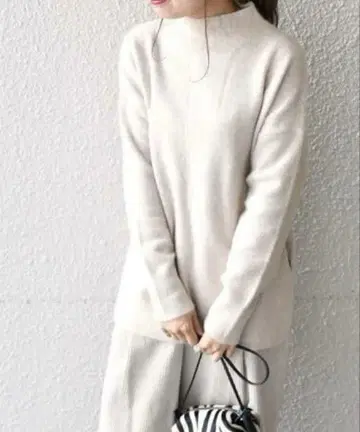 SHIPS 헤어리 하이넥 풀오버 프리 사이즈