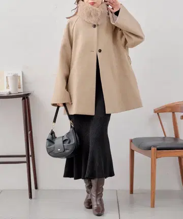 [ Chico ] 퍼 탈부착 케이프 코트 베이지