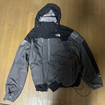 THE NORTH FACE 마운틴 후드티 그레이/블랙