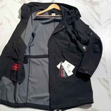 컨디션 최상 C.P. COMPANY 후데트 소프트 쉘 롱 자켓 택