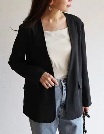 미사용 새상품 노카라 드레이프감 자켓 M 사이즈 블랙