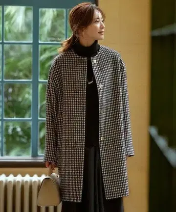 23AW 체크 트위드 노카라 코트