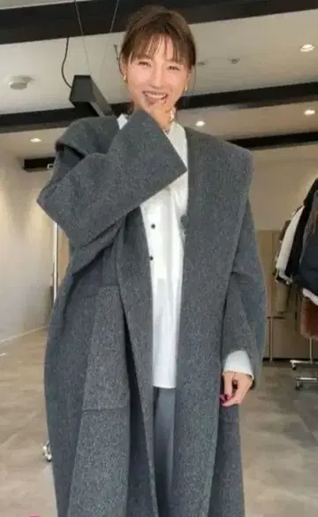 새상품 [ gypsohila ] 롱 오페라 코트