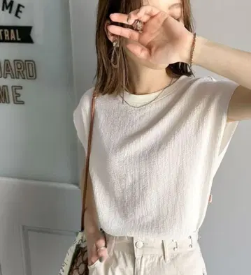 [ JaVa 자바 콜라보 ] 프렌치 슬리브 심플 셔츠