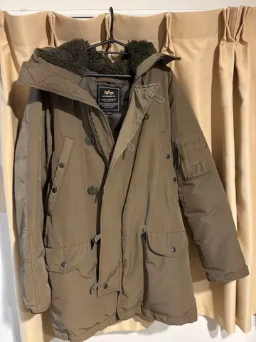 ALPHA INDUSTRIES 밀리터리 자켓 LARGE 카키