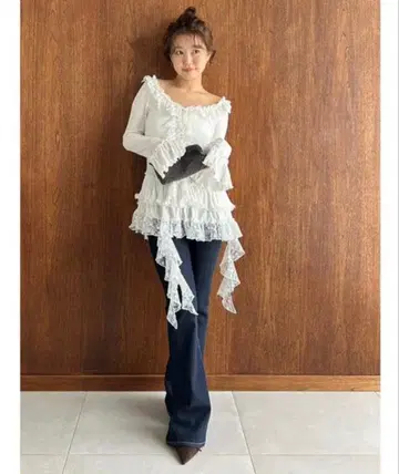 snidel 티어드 프릴 티셔츠 풀오버