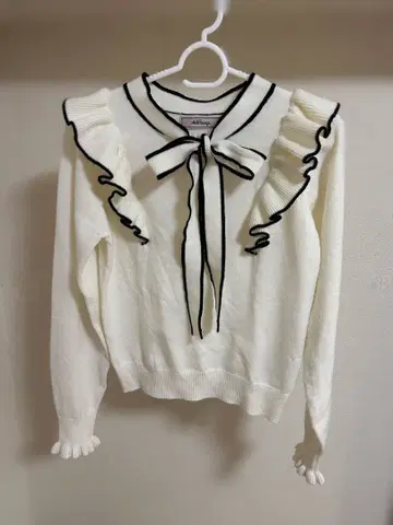 AnkRouge 리본 프릴 니트