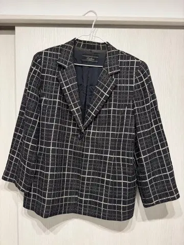 Lillian 17+ 사이즈 체크 무늬 자켓