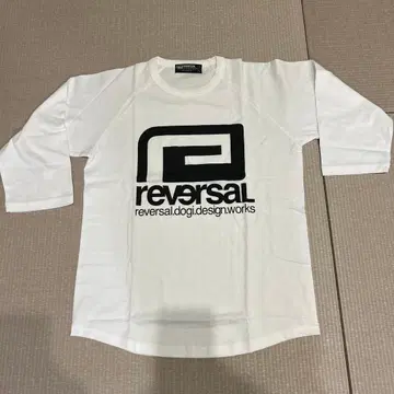 리버설 긴팔 T셔츠 S 사이즈