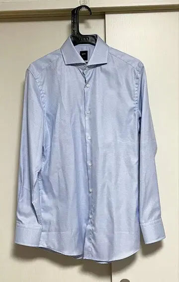 새상품급 HUGO BOSS 38A15 와이드 칼라 코튼 셔츠 색스 블루