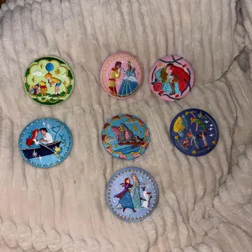 디즈니 자수 캔뱃지 8개 세트