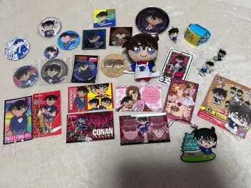 명탐정 코난 에도가와 코난 묶음 판매 올해 안에 판매하고 싶습니다.