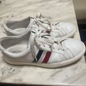 MONCLER 화이트 스니커즈